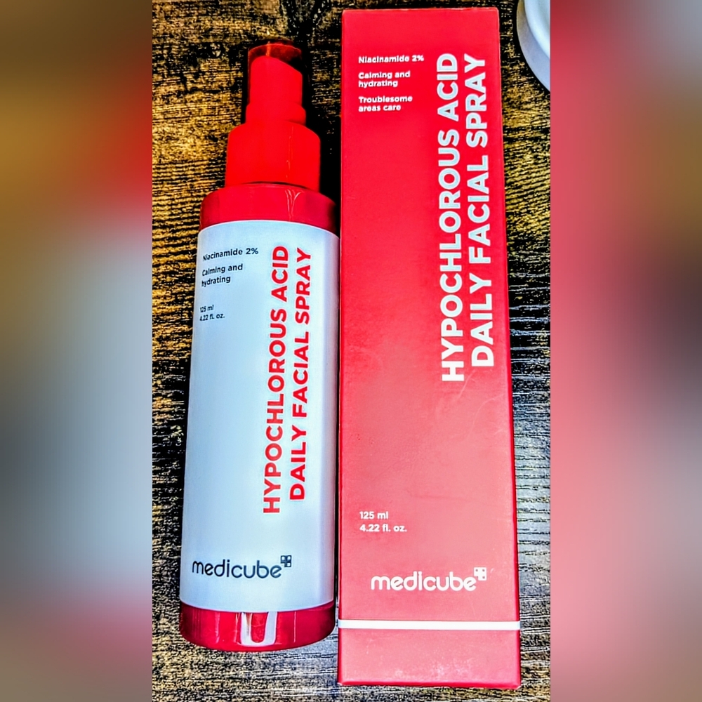 5/75$    MEDICUBE Hypochlorous Acid Daily Facial Spray